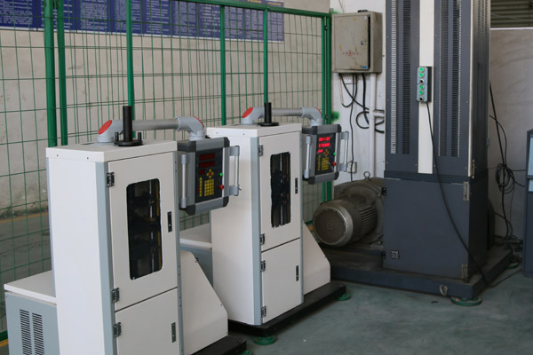 彈簧疲(pi)勞試驗機