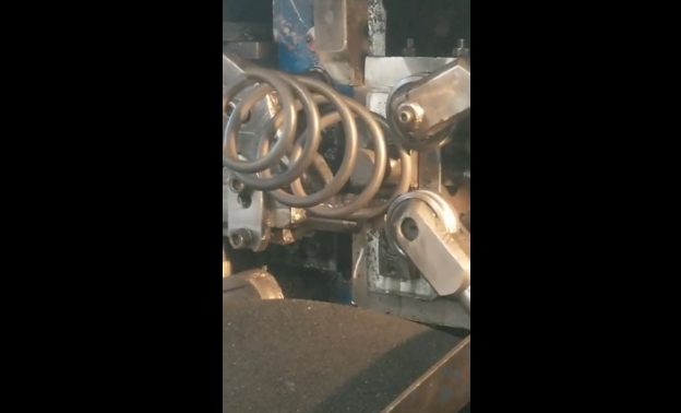 大型彈簧制(zhi)造